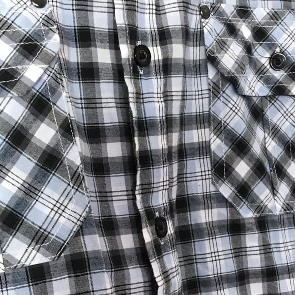 Sovereign Code button down plain collared shirt - Picture 4 of 7
